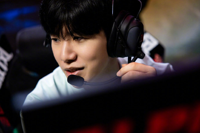 年的竞争窗 年的竞争窗